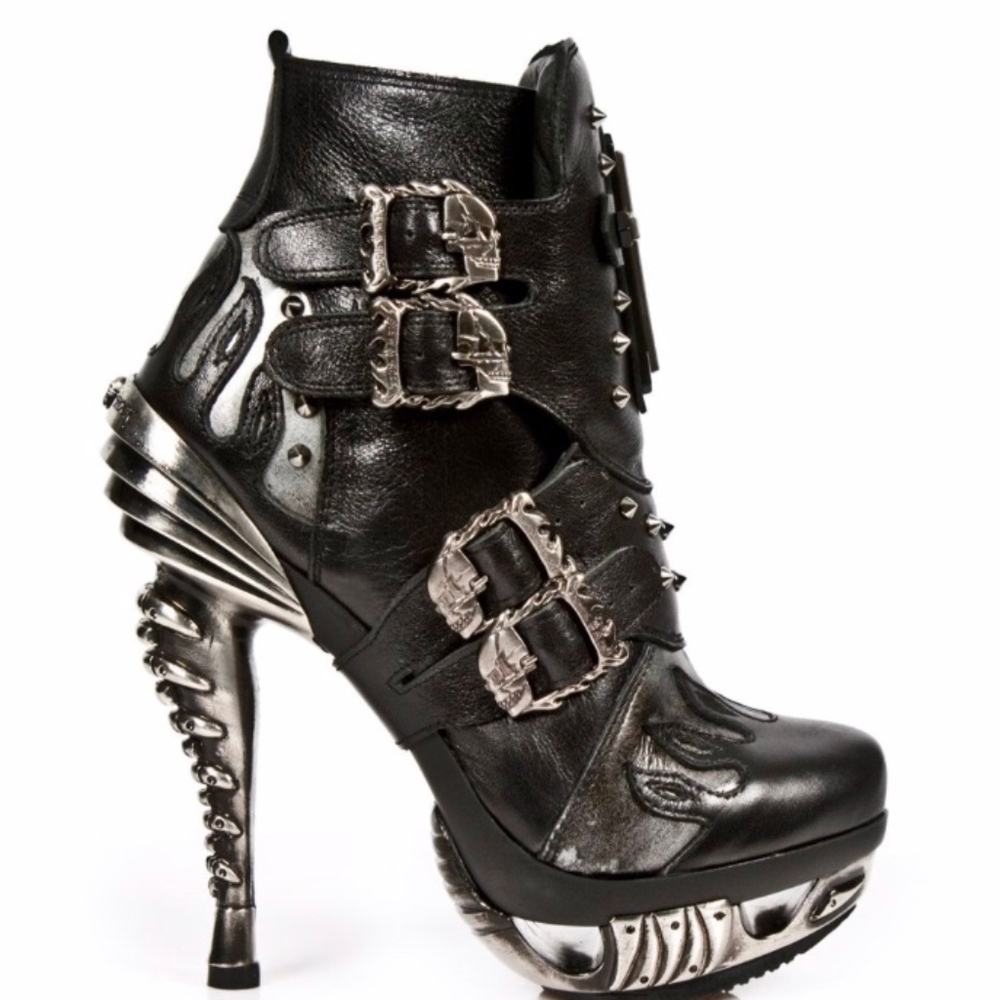 🌻Handcrafted Leather Ankle Boots🌻In Original Box🌻NEVER WORN NWOT